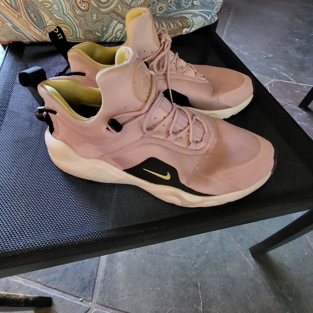 Huraches by Nike